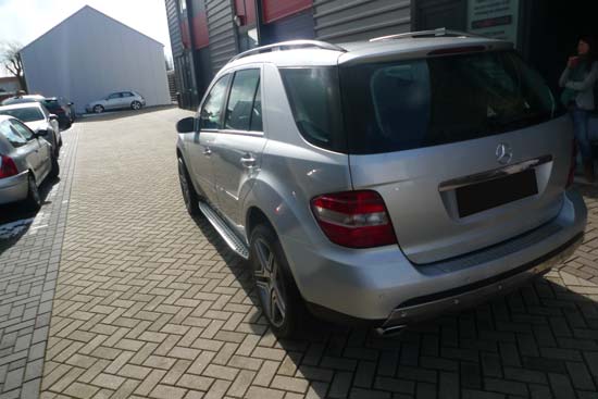 Mercedes ML W164 Side steps - Pro Car Tuning