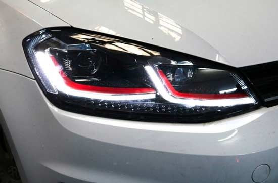 VW Golf 7 Facelift xenon koplampen met dynamisch led knipperlicht